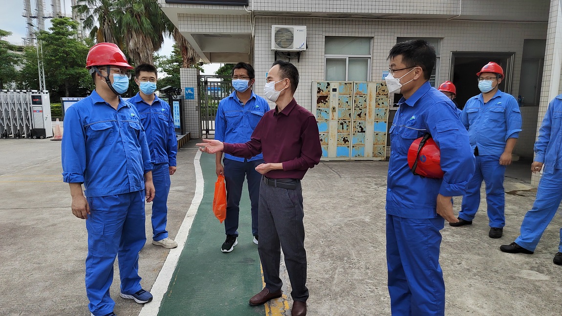 1109謝總帶隊(duì)走訪(fǎng) (4).jpg